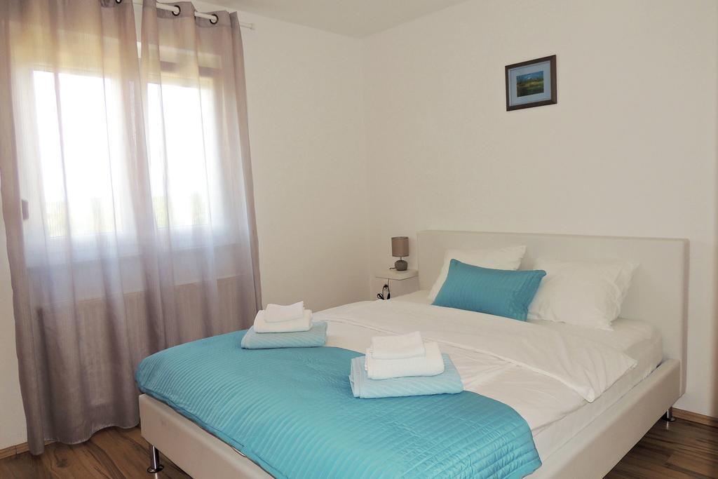 Private Accommodation Kirincic Vrh  Zewnętrze zdjęcie
